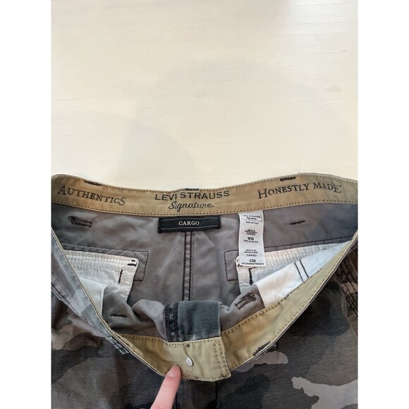 Levis Mens 38Carrier Camo Cargo Shorts Camouflage Y2K Utility Heavy Construction - Picture 2 of 5